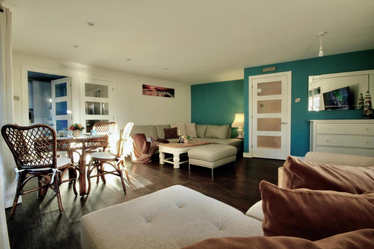 St Georges Balcony Suite With Parking Portsmouth Kültér fotó